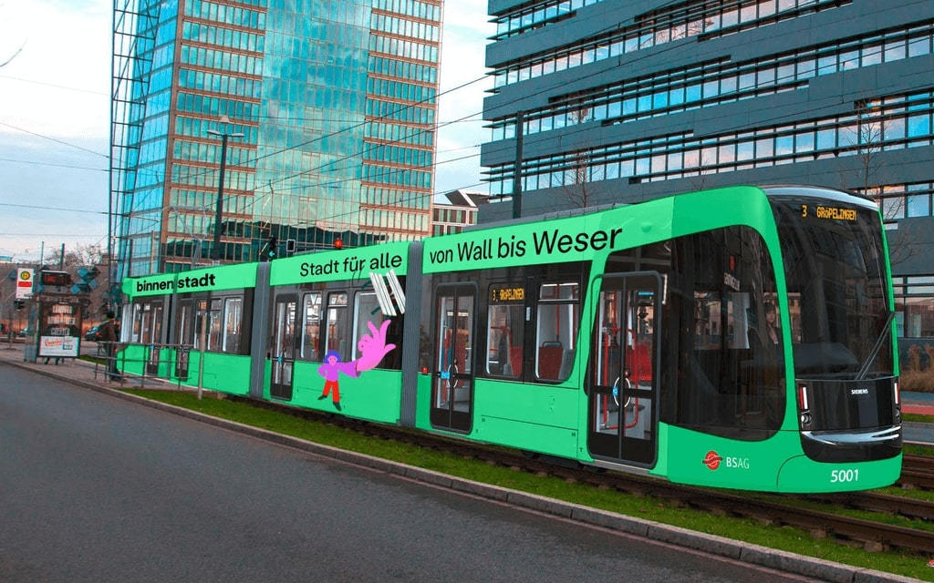 Visualisierung einer Straßenbahn mit binnenstadt Werbung